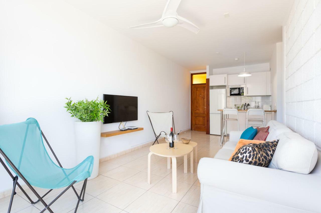 Las Americas Downtown : Prime Location Accomm. Arona  Exterior foto