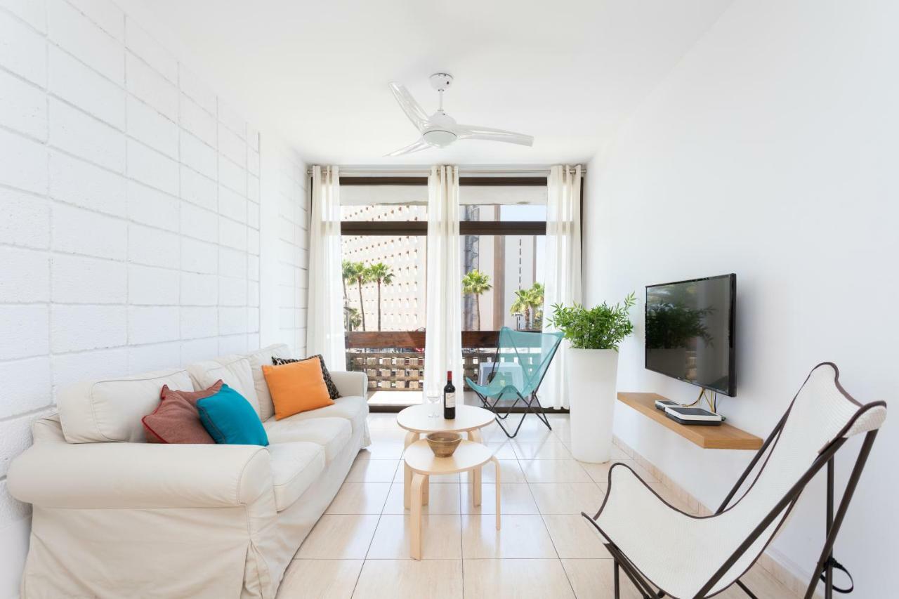 Las Americas Downtown : Prime Location Accomm. Arona  Exterior foto